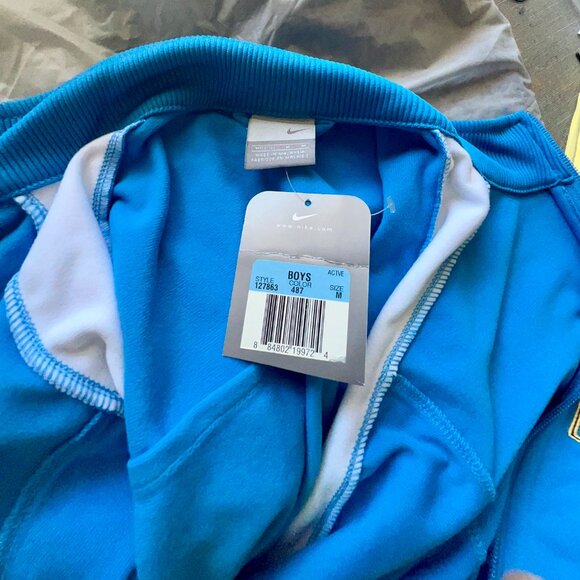 NIKE Boys track jacket BNWT Medium - Picture 5 of 9